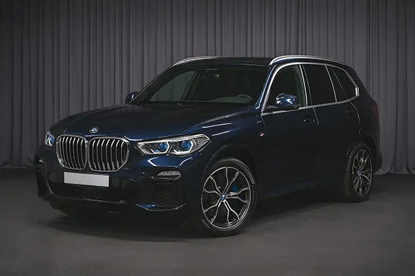 BMW X5 черный